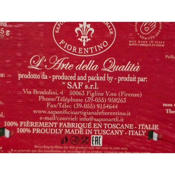 Saponificio Artigianale Fiorentino Stella Di Natale Almond Scented Soap Set of 3 - Picture 4 of 5